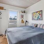 Holiday home 3 Bedroom Cozy In *