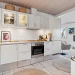 3 Bedroom Cozy In